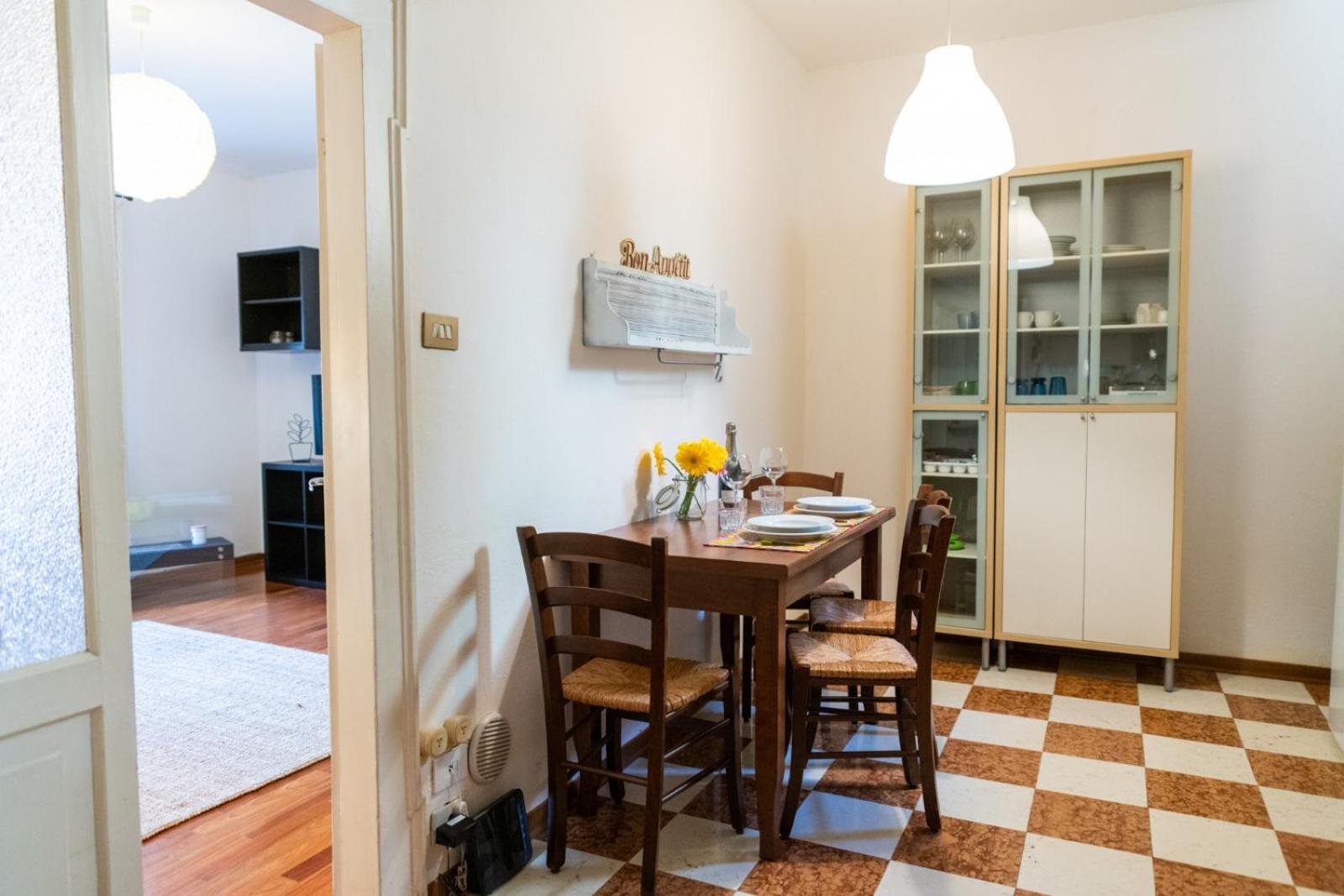 Accogliente Residenza Rocchetto A 25Mt Da Piazza Erbe - Domus Verona — Foto 1